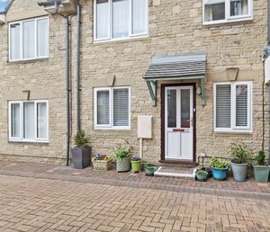 Photo 10- click for photo gallery